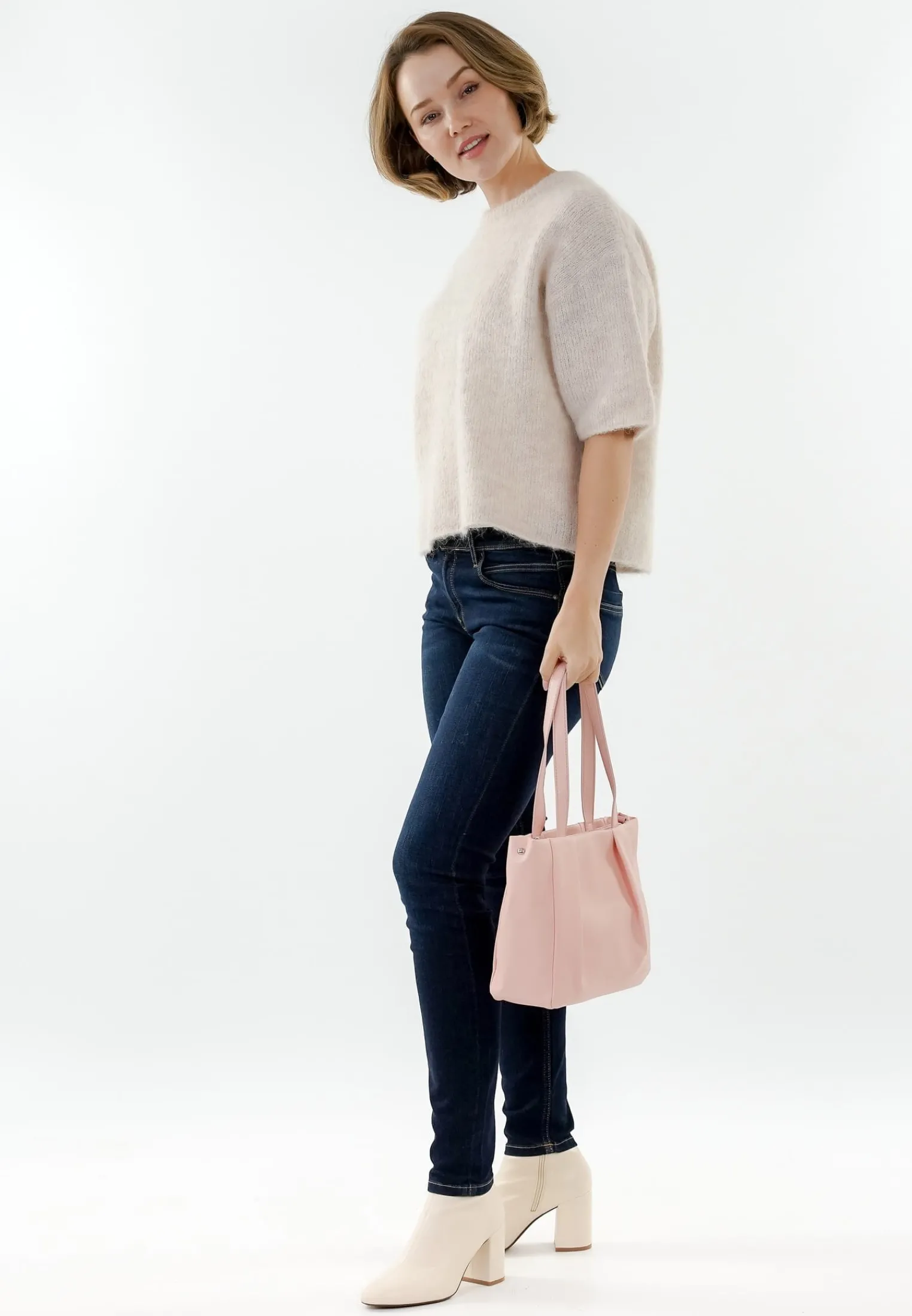 Outlet Shopper E&N Cannes RUE 09 klein Shopper